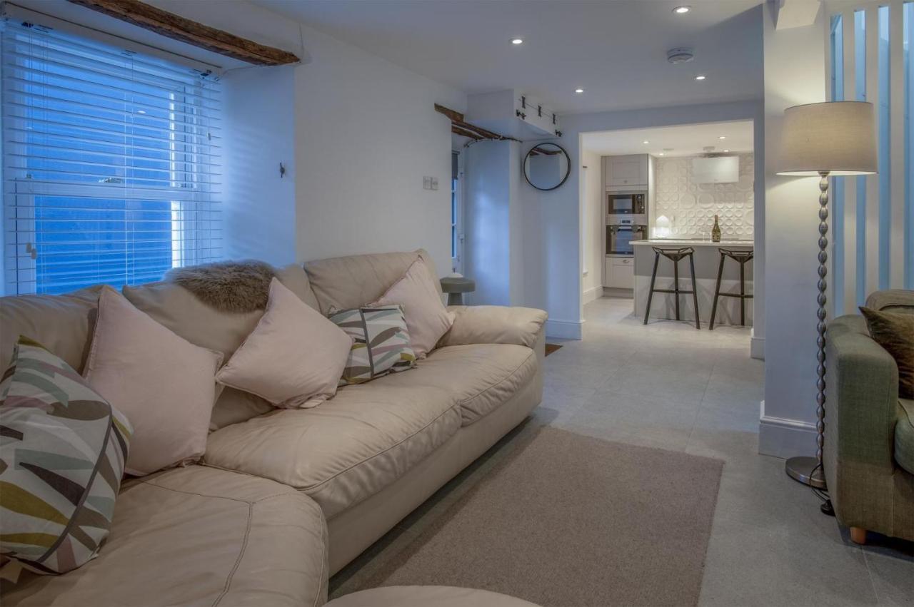 Caleb'S Cottage - 4 Bedroom Cottage - 솔바 외부 사진