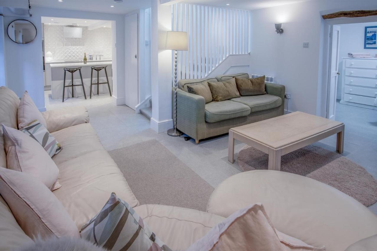 Caleb'S Cottage - 4 Bedroom Cottage - 솔바 외부 사진