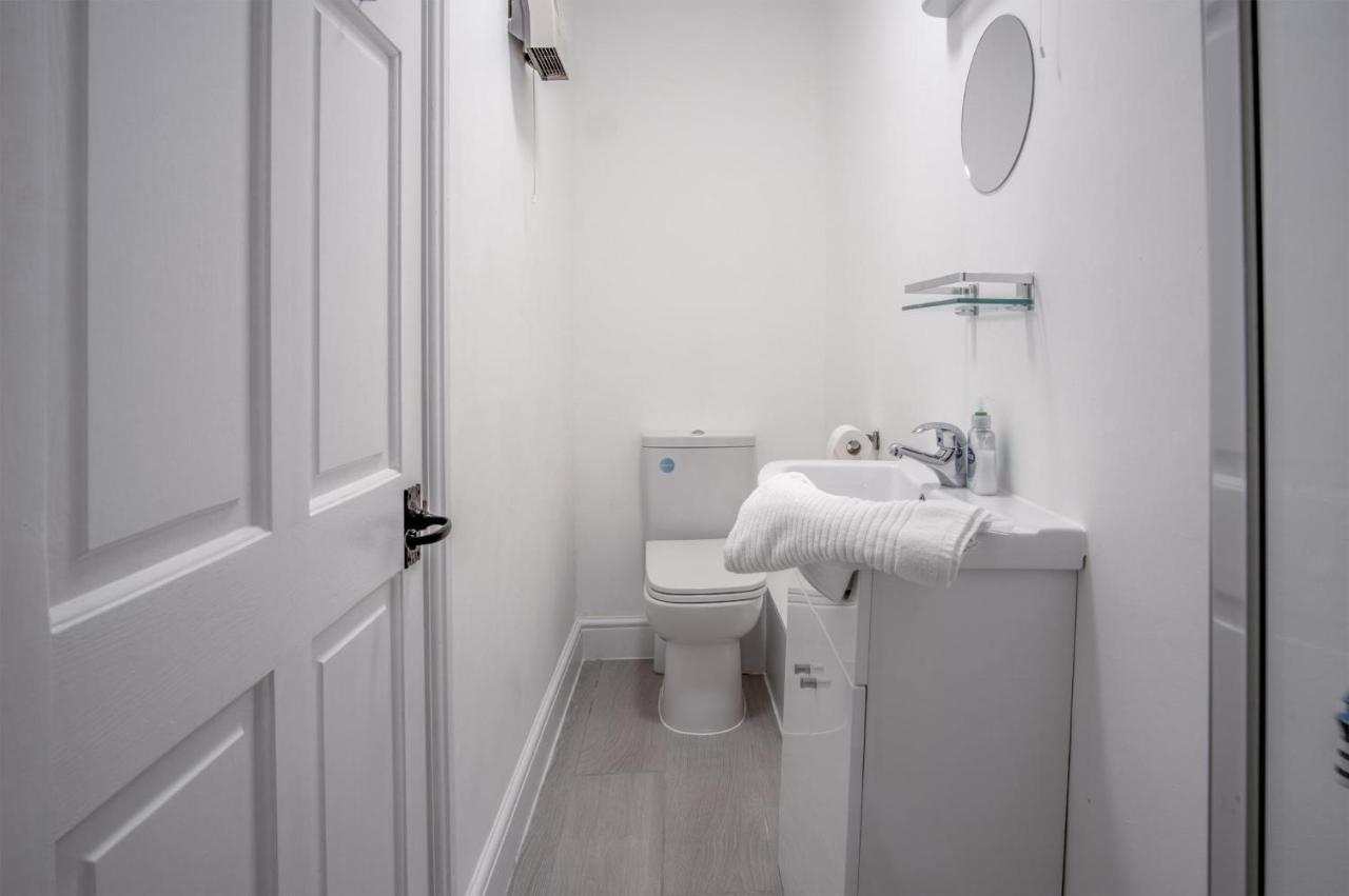 Caleb'S Cottage - 4 Bedroom Cottage - 솔바 외부 사진
