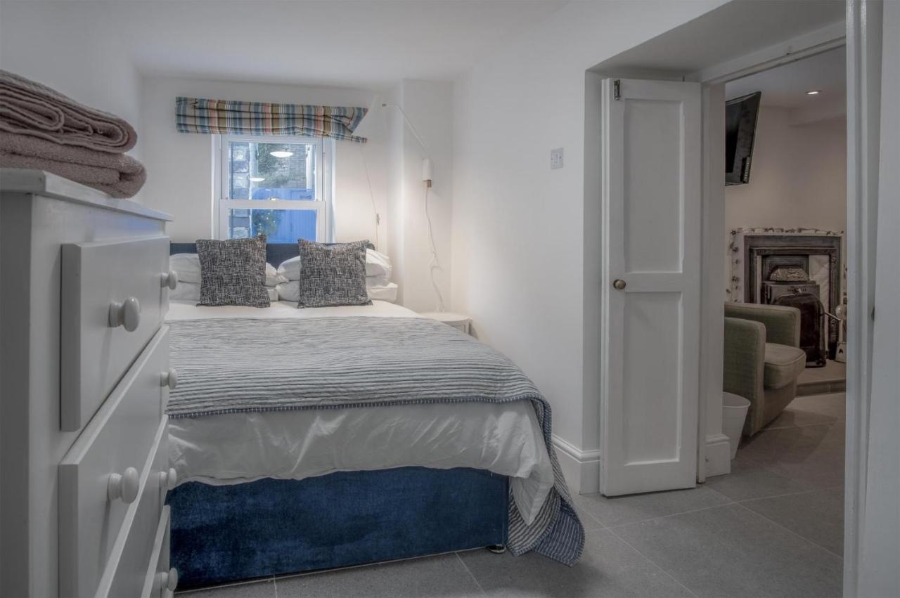 Caleb'S Cottage - 4 Bedroom Cottage - 솔바 외부 사진